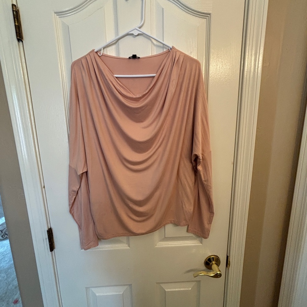 Express Draped Top in Blush Pink Women’s Size Large Style 09061075 Layering